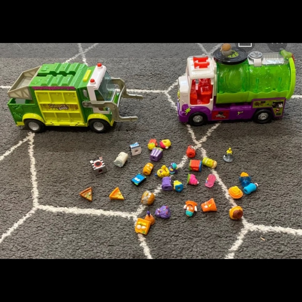 Grossery game vehicles and gangs